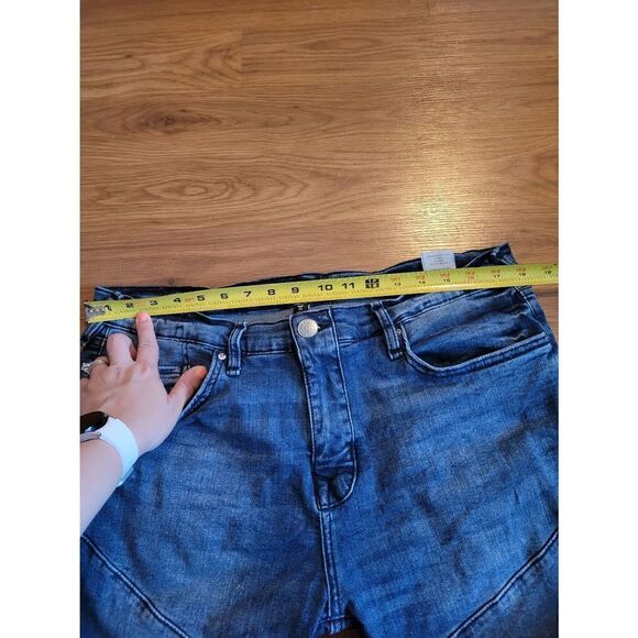 Men's True Religion Relaxed Skinny Jeans‎ - Picture 7 of 9